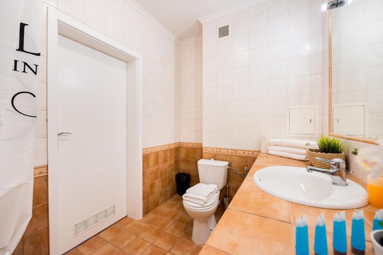 New Town Spacious Apartment วอร์ซอ ภายนอก รูปภาพ
